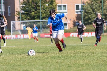 Bild 31 - F Holstein Kiel 2 - SSG Rot-Schwarz Kiel 2 : Ergebnis: 5:0